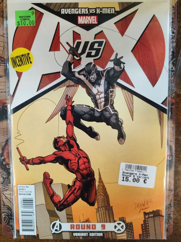Marvel Comics: Avengers VS X-MEN #9 - Round 9 Variant Edition
